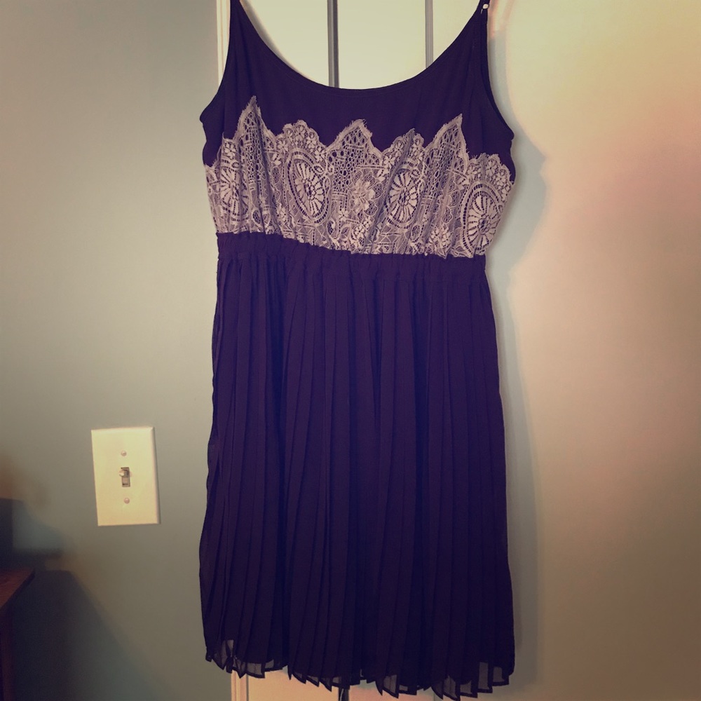 Vintage Brooklyn boutique purple lace mini dress